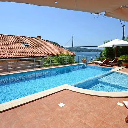 Seaside House With A Swimming Pool Mokosica, Dubrovnik - 8583 Nyaraló Mokošica