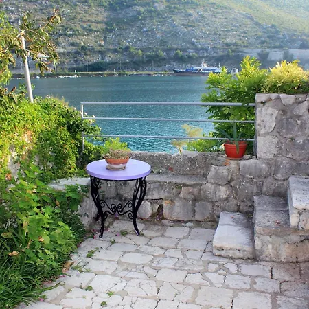 Seaside House With A Swimming Pool Mokosica, Dubrovnik - 8583 Mokošica